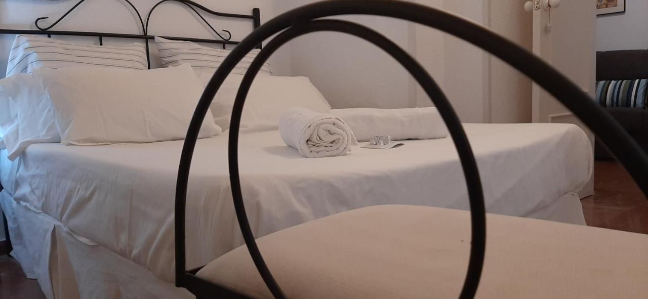 Apartamento Descalzos Seville Ngoại thất bức ảnh