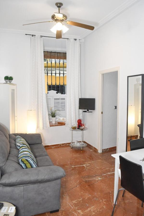 Apartamento Descalzos Seville Ngoại thất bức ảnh